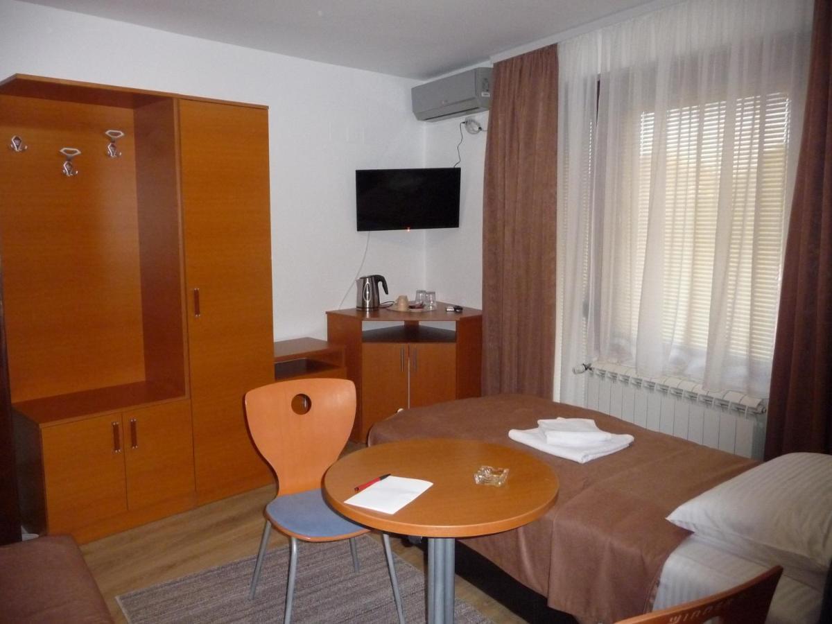 Sobe Rooms Aleksandar Ni Buitenkant foto